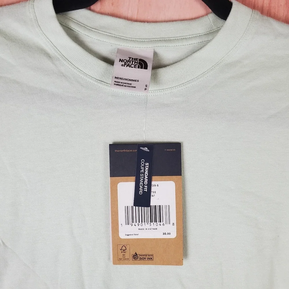 The North Face T Shirt Men Small Light Green Cotton‎ Logo Standard Fit Outdoor